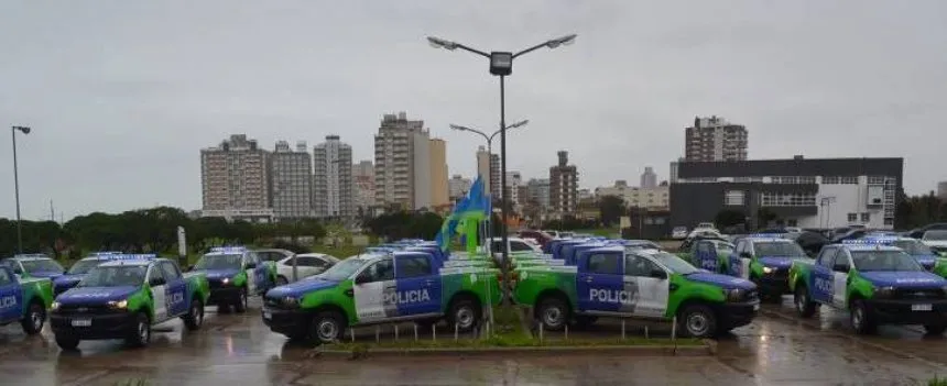 Noticias de Miramar. En Miramar se entregaron 25 nuevos Patrulleros a la Policía Rural