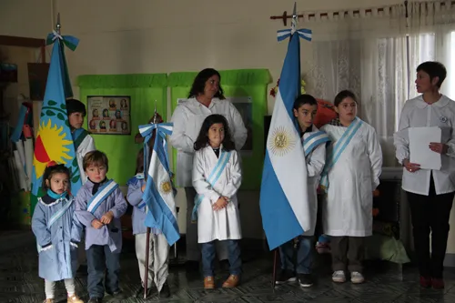 Noticias de Mar Chiquita. La Escuela 18 de Mar chiquita pudo festejar el 25 de mayo