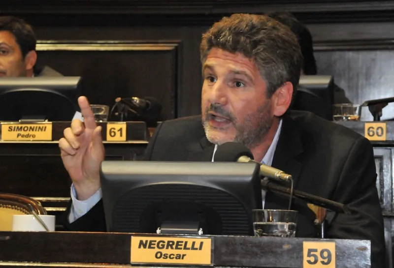 Noticias de Regionales. Negrelli reclama que intervenga la Presidenta en el conflicto de Docentes