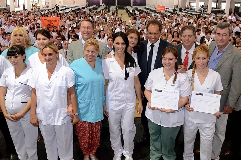 Noticias de Regionales. 1000 enfermeras se suman a los Hospitales bonaerenses