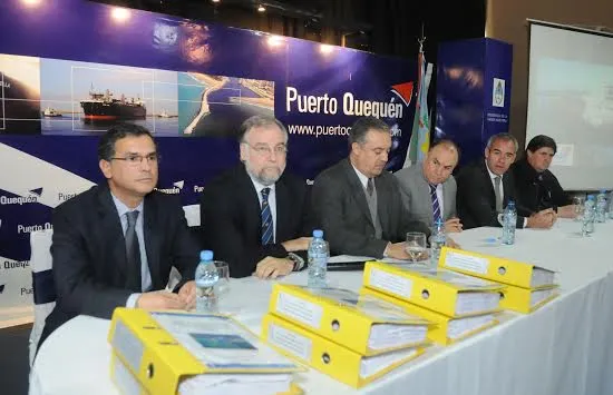 Noticias de Necochea. La Provincia entregó pliegos para profundización del Puerto Quequén