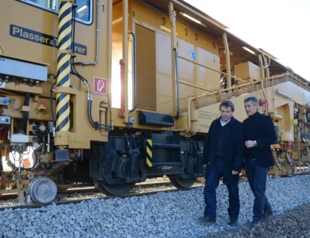 Noticias de Mar del Plata. Pulti y Franetovich recorrieron los trabajos ferroviarios