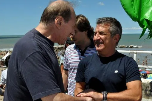 Noticias de Mar del Plata. Urribarri se reunió con Zaffaroni y Héctor Recalde en Mar del Plata
