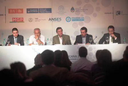 Noticias de Mar del Plata. Pulti disertó en la Cumbre de Alcaldes de América Latina y el Caribe