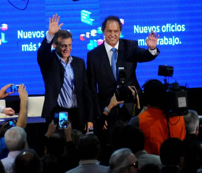 Noticias de Mar del Plata. Pulti respaldó a Scioli para su candidatura presidencial
