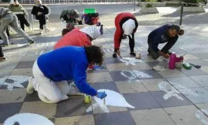 Noticias de Mar del Plata. Volvieron a pintar los pañuelos de la Ronda de las Madres