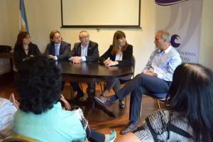 Noticias de Mar del Plata. Convenio entre el Municipio con la flamante Facultad de Medicina de la UNMDP