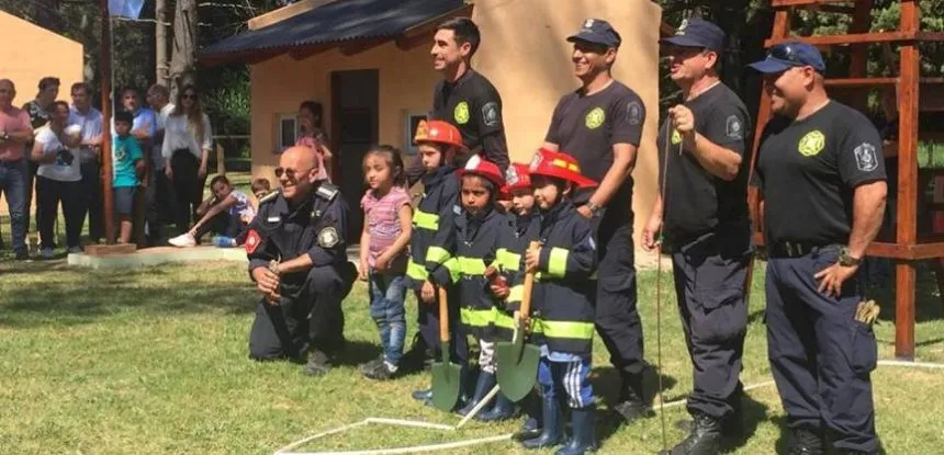 Noticias de Miramar. Centro de Instrucción  Infantil de Combate de Incendio Forestal
