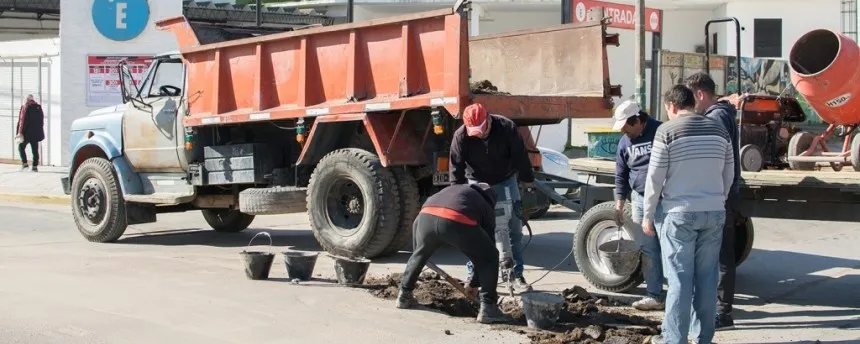 Noticias de Villa Gesell. Obras de asfalto en distintos puntos de la ciudad