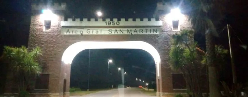 Noticias de Miramar. Nuevas luminarias en el Arco San Martín