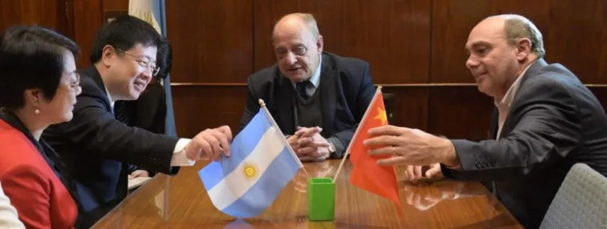 Noticias de Mar del Plata. Arroyo recibió al embajador de China en Argentina