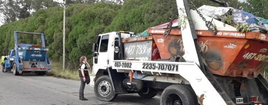 Noticias de Mar del Plata. Infraccionan camiones por carga destapada