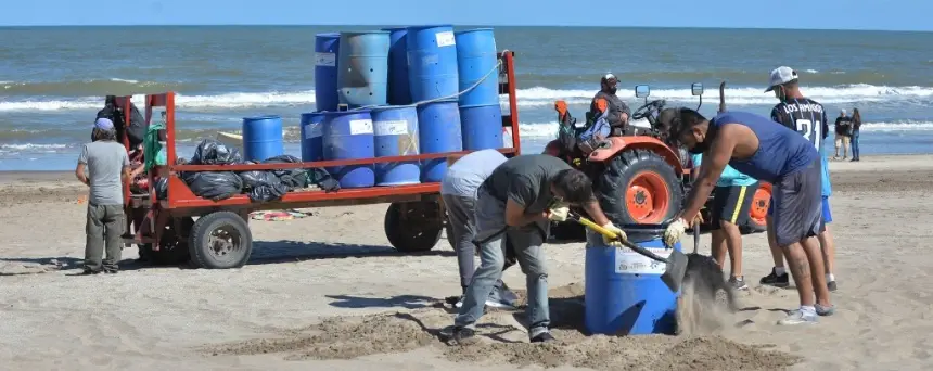 Limpieza y cuidado de playas en Villa Gesell. Noticia de Región Mar del Plata