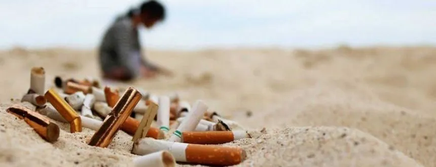 Noticias de Mar del Plata. Piden la instalación de recipientes para colillas de cigarrillo