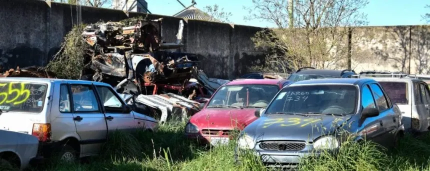 Noticias de Necochea. Removerán autos secuestrados de los predios de Quequén
