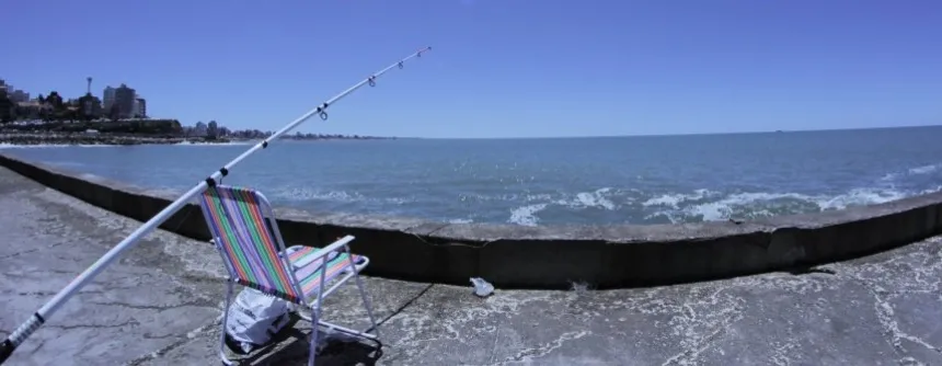 Noticias de Mar del Plata. Se podrá pescar desde la costa y en pequeñas embarcaciones