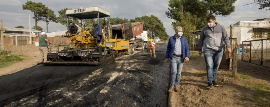 Amplían la obra de asfalto del Paseo 107 en Villa Gesell. Noticia de Región Mar del Plata