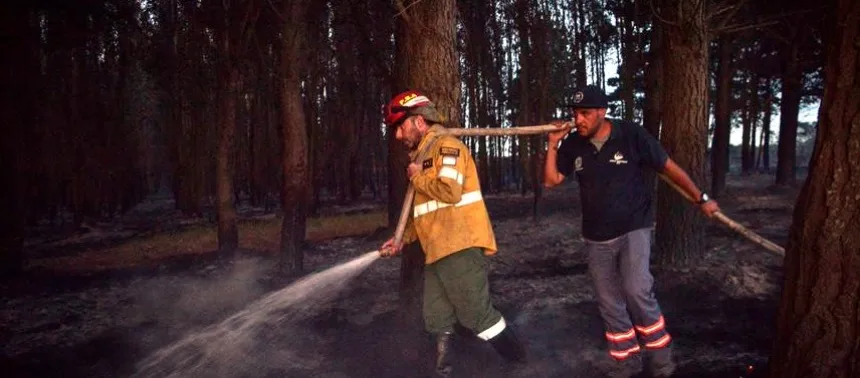 Cierran el acceso a la Laguna de los Padres para prevenir incendios en General Pueyrredon. Noticia de Región Mar del Plata