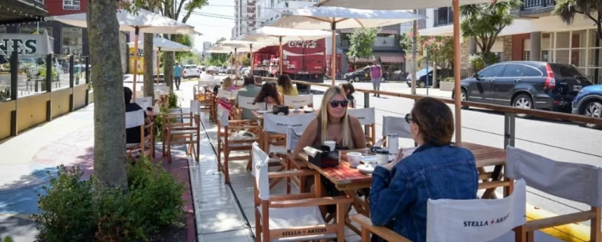 Empresarios gastronómicos manifestaron su rechazo a las restricciones horarias en General Pueyrredon. Noticia de Región Mar del Plata