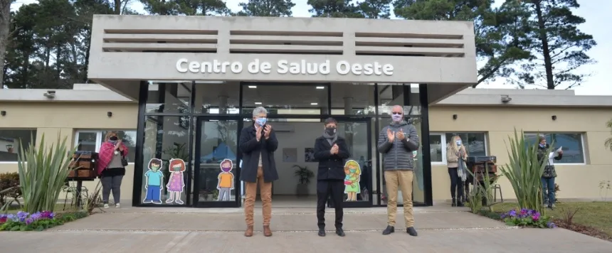 Kicillof y Gollán estuvieron en la inauguración del Centro de Salud Monte Rincón en Villa Gesell. Noticia de Región Mar del Plata