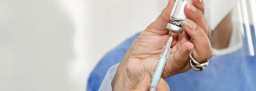 Noticias de Regionales. Mañana comienzan a vacunar a los mayores de 70 años