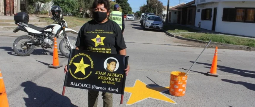 Pintaron una Estrella Amarilla en memoria de Juan Rodríguez en Balcarce. Noticia de Región Mar del Plata