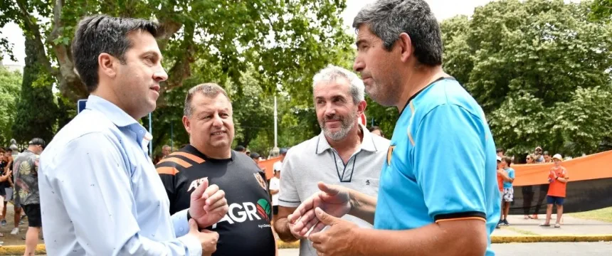 Rojas defendió la causa del Club Villa Díaz Vélez en Necochea. Noticia de Región Mar del Plata
