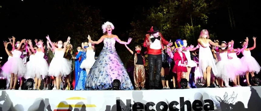 Entregaron distinciones a quienes colaboraron con el Festival Infantil en Necochea. Noticia de Región Mar del Plata