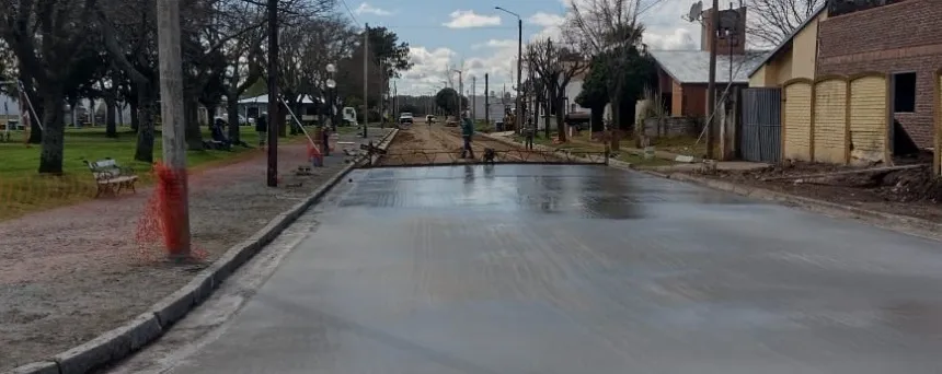 Trabajos de pavimentación en Vela y Gardey en Tandil. Noticia de Región Mar del Plata
