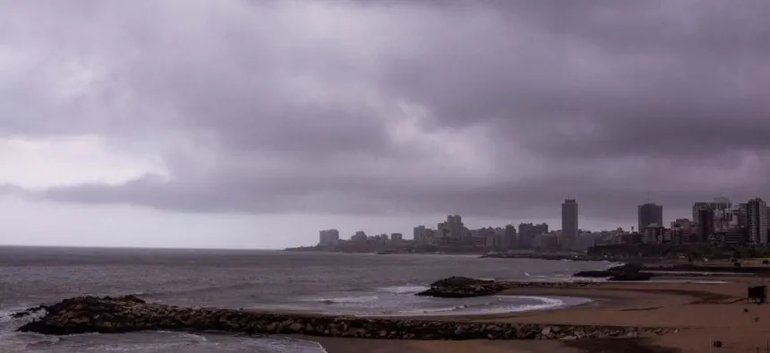 Noticias de Mar del Plata. Alerta por fuertes ráfagas de viento y lluvia