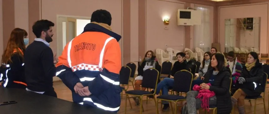 Charlas de Seguridad Vial en Escuelas en Necochea. Noticia de Región Mar del Plata