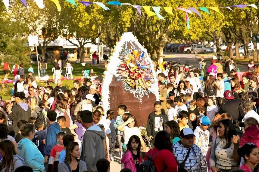 Cientos de familias se reunieron para celebrar las Pascuas en Necochea. Noticia de Región Mar del Plata