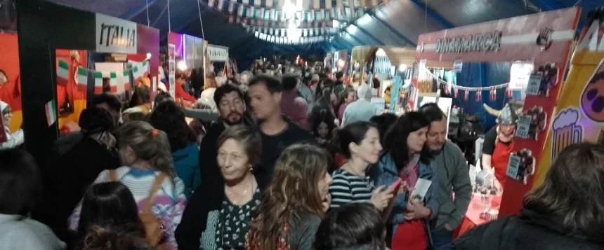 Comenzó la Fiesta de las Colectividades en Miramar en General Alvarado. Noticia de Región Mar del Plata
