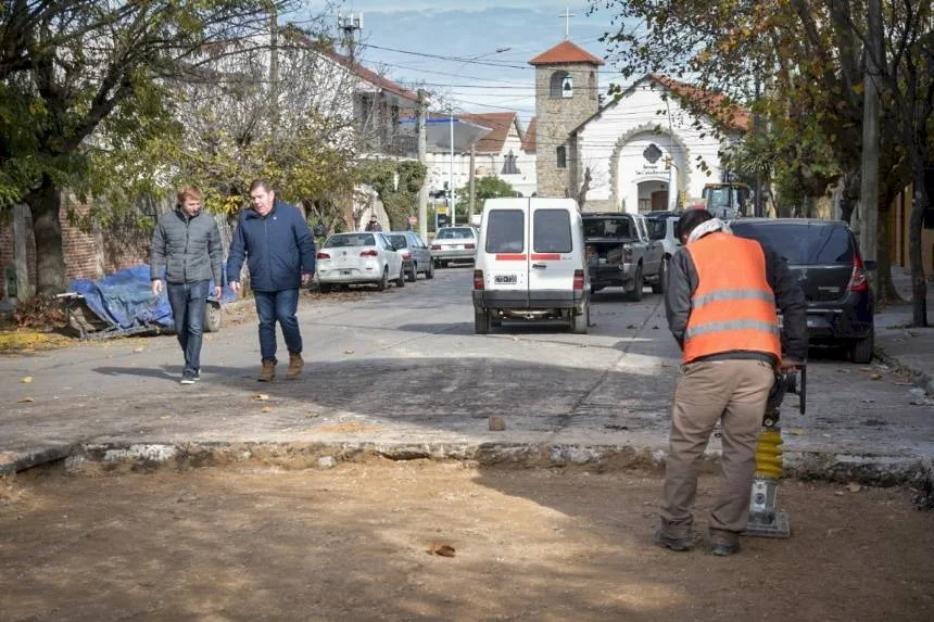 Noticias de Mar del Plata. Comienzan a realizar obras viales en el barrio Primera Junta