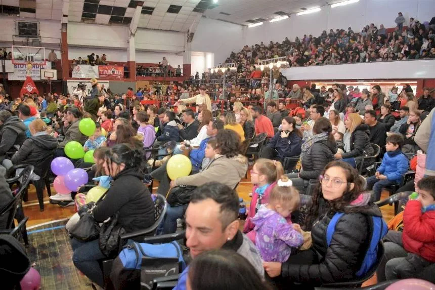 Con una multitudinaria fiesta se celebró el Día de las Infancias en Tandil. Noticia de Región Mar del Plata