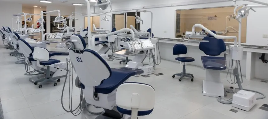 Noticias de Mar del Plata. Fasta inauguró el primer centro odontológico universitario de la región
