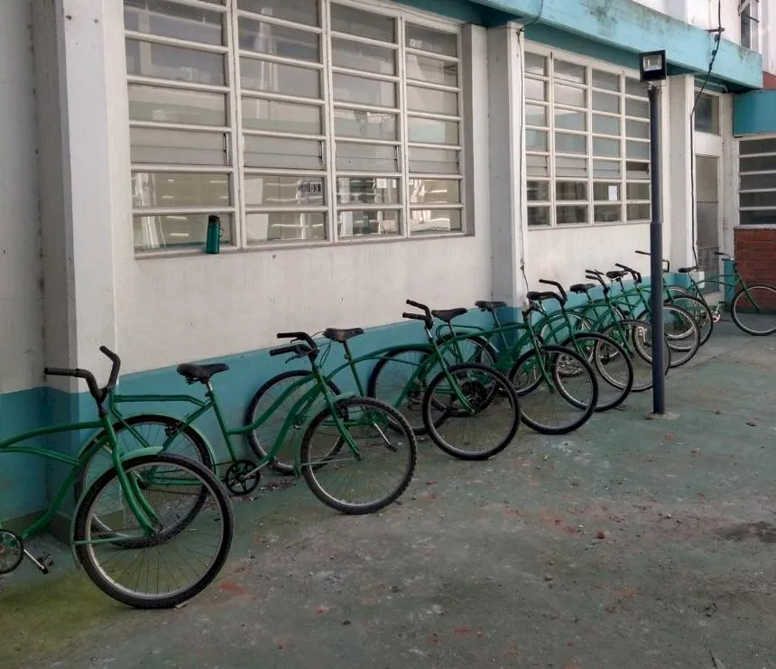 Implementan préstamos de bicicletas en la Facultad de Ingeniería en General Pueyrredon. Noticia de Región Mar del Plata
