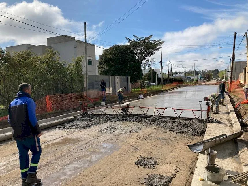 Millonaria licitación para nueva etapa del plan de asfaltado en Tandil. Noticia de Región Mar del Plata