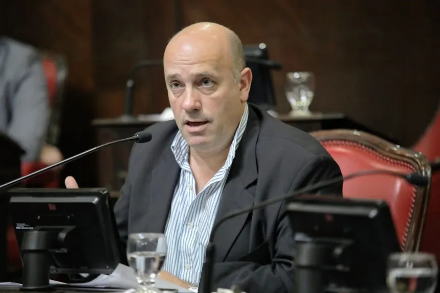 Piden que el sueldo de los intendentes lo regulen los concejos deliberantes en Regionales. Noticia de Región Mar del Plata