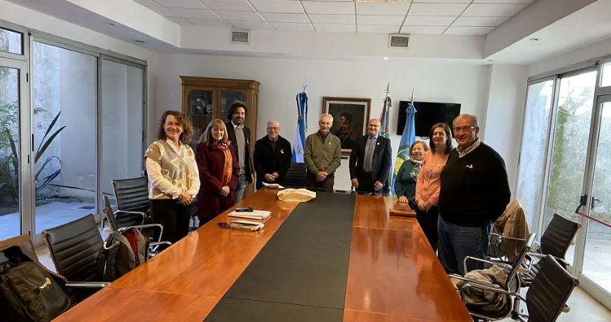 Reino se reunió con el Gobernador Rotario en Balcarce. Noticia de Región Mar del Plata