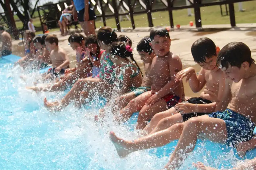 Noticias de Loberia. Apertura de los natatorios de Lobería y San Manuel