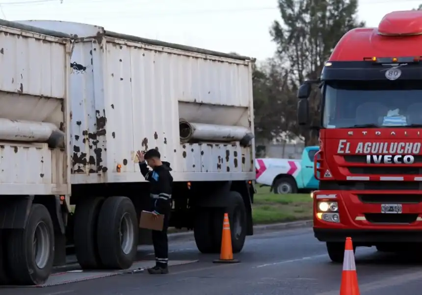 Noticias de Tandil. Detectaron 192 mil kilos de exceso de cargas en camiones