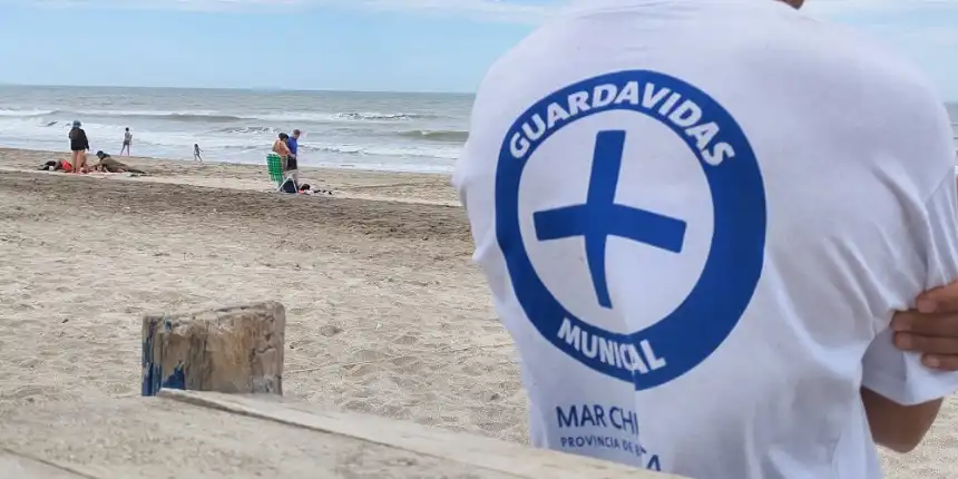 Noticias de Mar Chiquita. Escuela Municipal de Guardavidas en Mar Chiquita