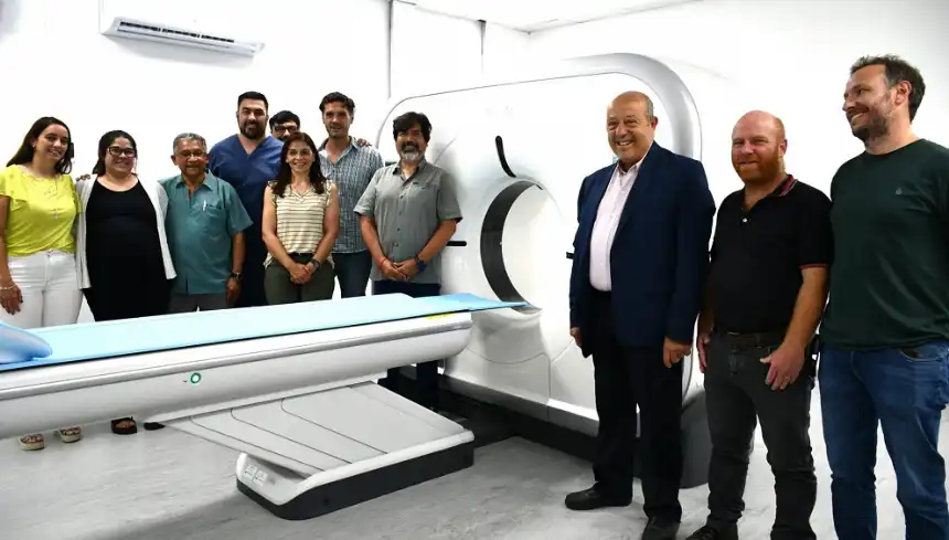 Noticias de Mar Chiquita. Inauguración de la sala de tomografía en el Hospital Municipal