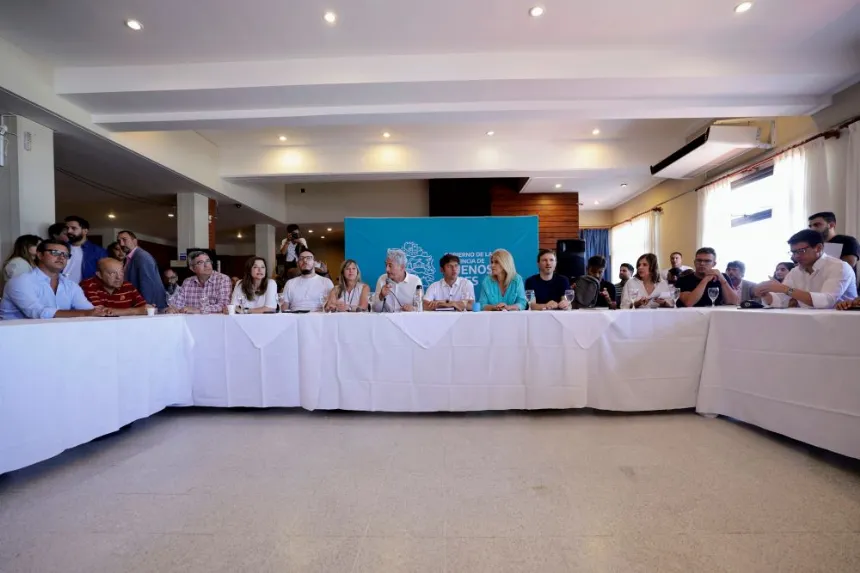 Kicillof se reunió con empresarios e intendentes en Villa Gesell. Noticia de Región Mar del Plata