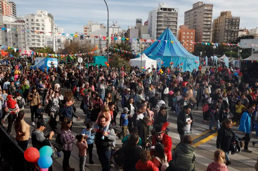 Noticias de Turismo. Llegaron 375.416 turistas en vacaciones de invierno a Mar del Plata