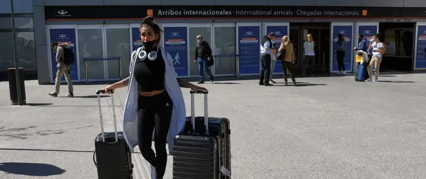Noticias de Turismo. Más de 900 mil argentinos recorrieron el país durante el fin de semana largo