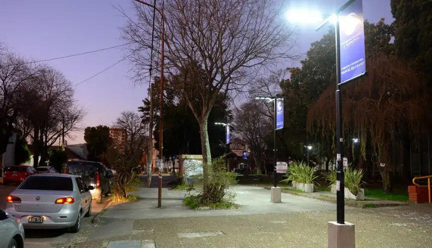 Noticias de Mar del Plata. Mejoraron las luminarias en cercanía de las sedes de la Universidad de Mar del Plata