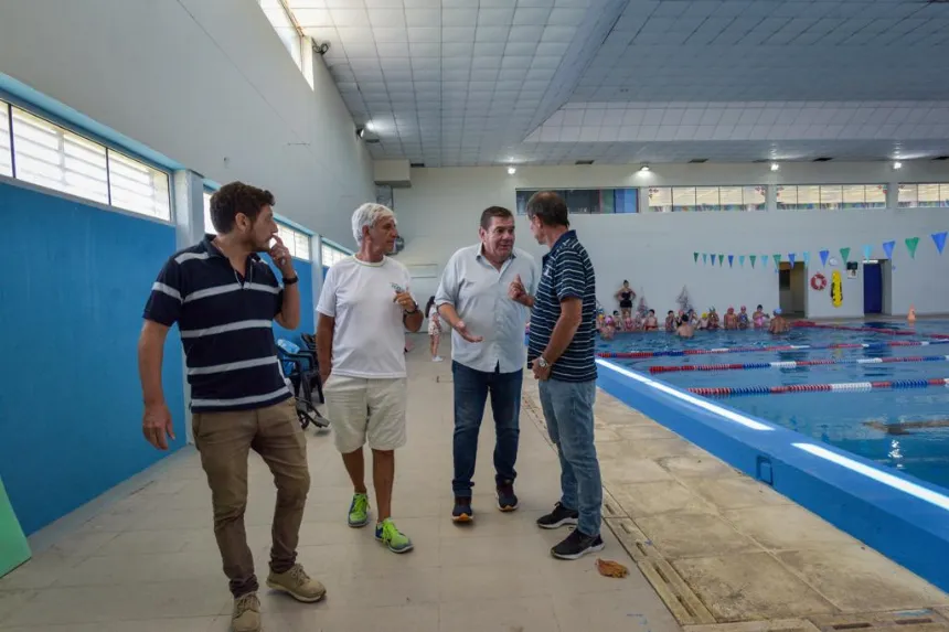 Reabrió el natatorio del Polideportivo Colinas de Peralta Ramos en General Pueyrredon. Noticia de Región Mar del Plata