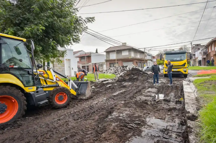 Noticias de Mar del Plata. Reparación de pavimentos en los barrios de Mar del Plata
